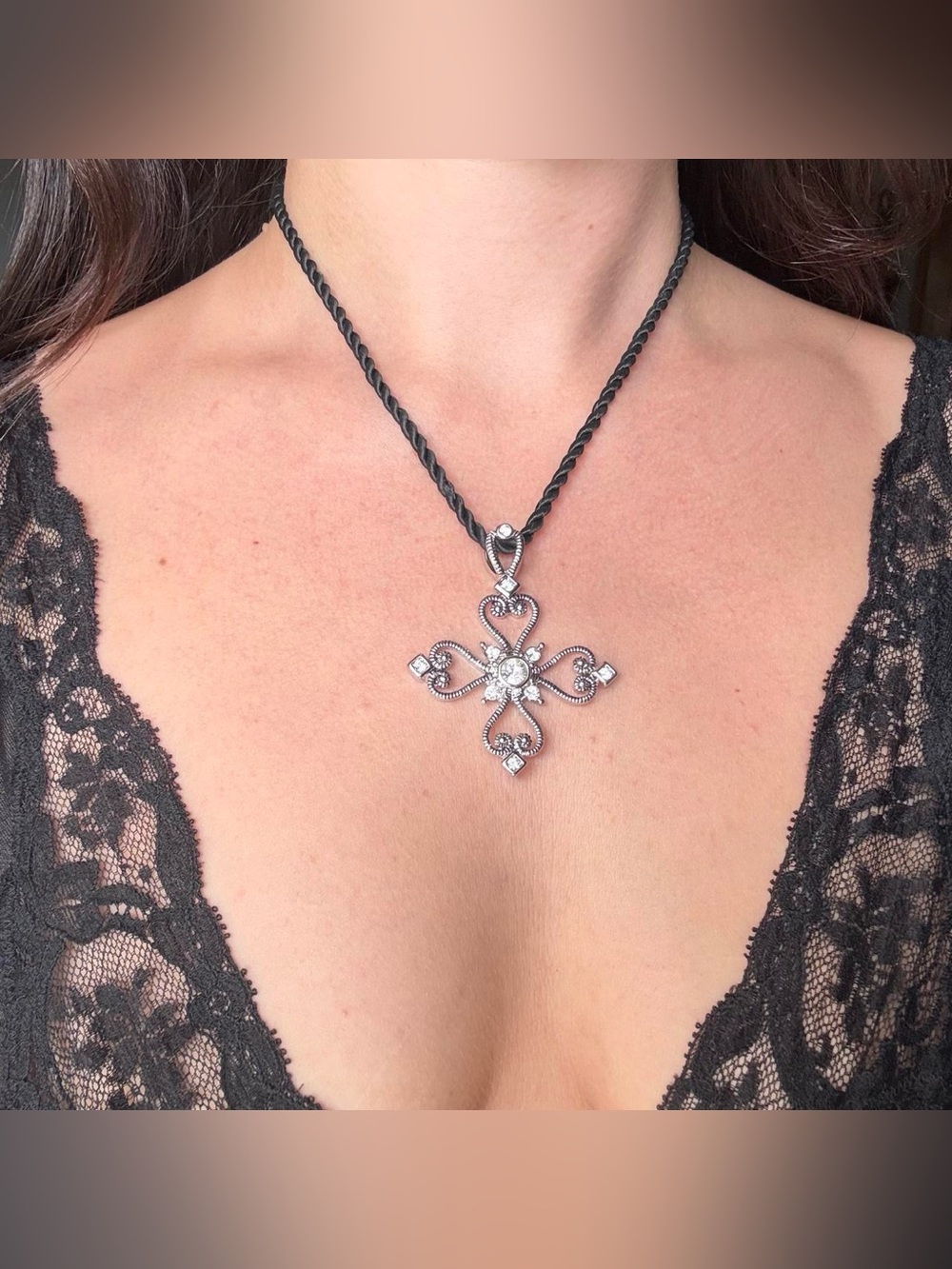 Lia Sophia Rhinestone Y2K Silver Toned Cord Cross Necklace